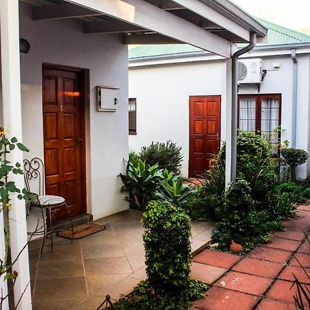 Villa Jana Guesthouse Преторія Екстер'єр фото